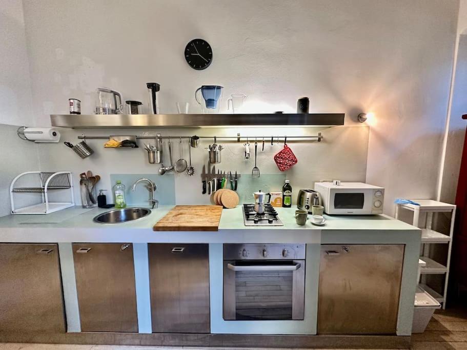 Apartment Near Ponte Vecchio: Luxury Flat