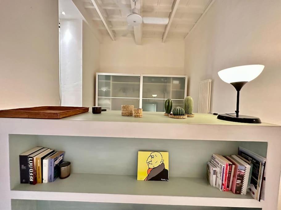 Near Ponte Vecchio: Luxury Flat Apartment